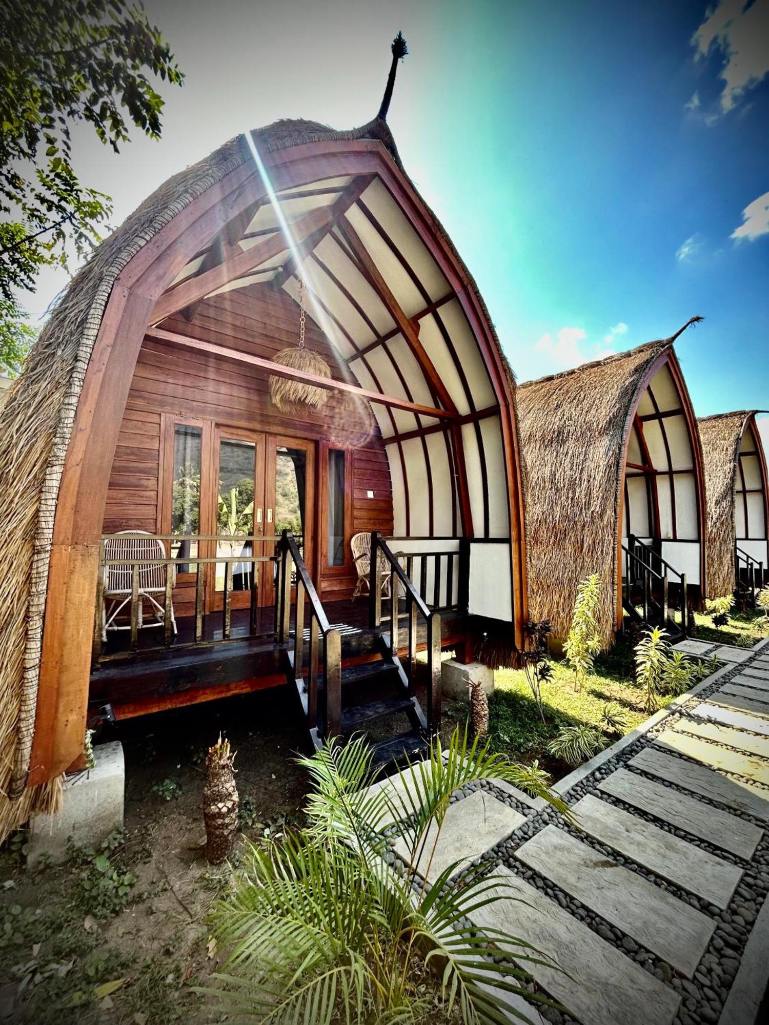 Damai Bungalows Maluk エクステリア 写真