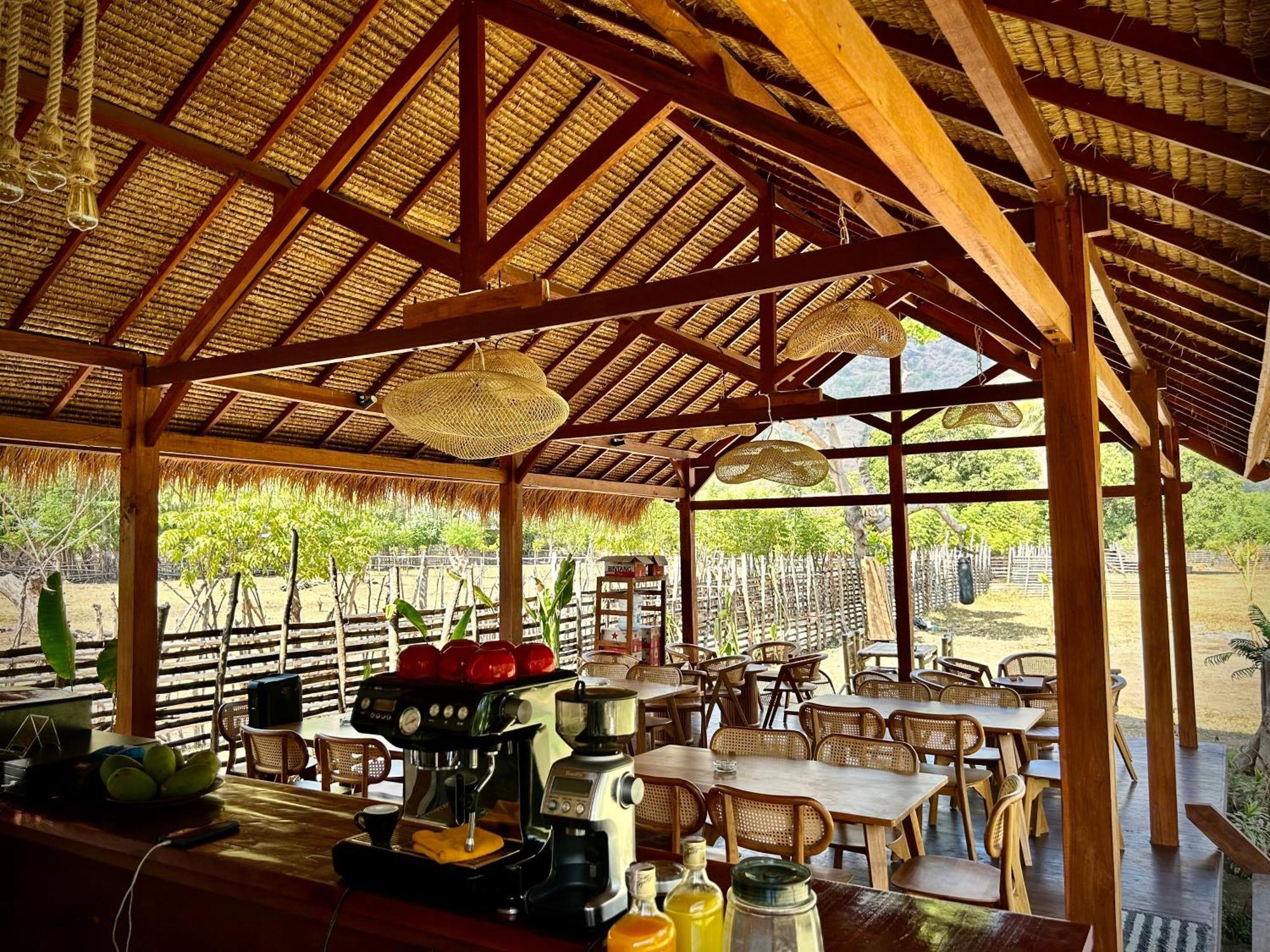 Damai Bungalows Maluk エクステリア 写真